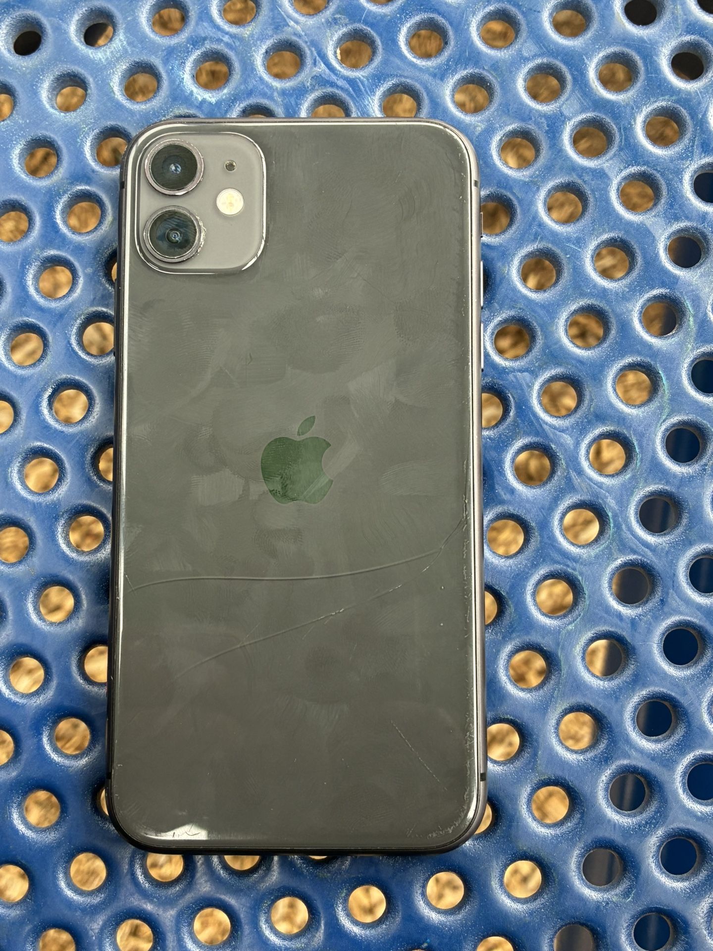 iPhone 11