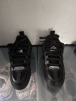 Louis Vuitton skates
