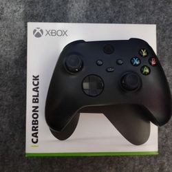 Xbox Series X Controller. 