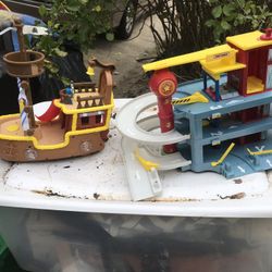 Kids Play Little People Boat In Garage Only $10 Each