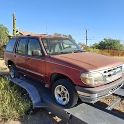 Explorer Parts Car. Selling Complete Only 