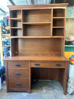 Craftsman style boys room desk