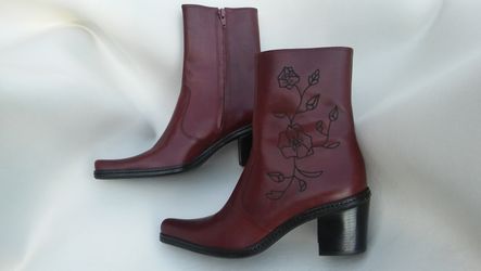 Brand new Gianni Binni genuine leather boots size 7.5