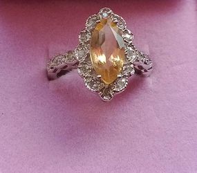 Marquise Shaped Citrine -&- Diamonds Ring 