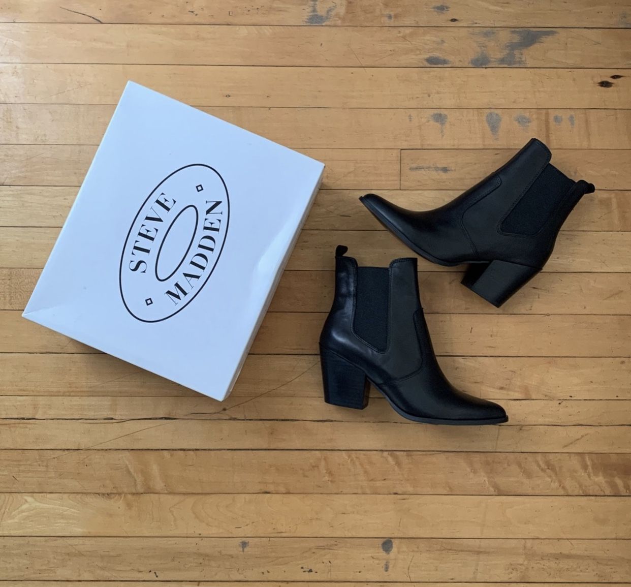 Steve Madden Booties  (Size 9) NEW 🏷️