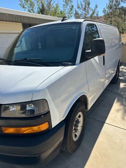2018 Chevrolet Express 2500 Van