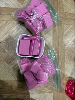 Pink nail buffers