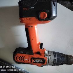 RIDGID R(contact info removed) - 18 V CORDLESS DRILL PLUS BATTERY