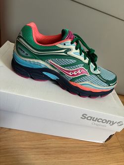 Saucony shoes