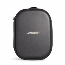 Bose QuietComfort 35 II Noise Canceling Headphones + Case