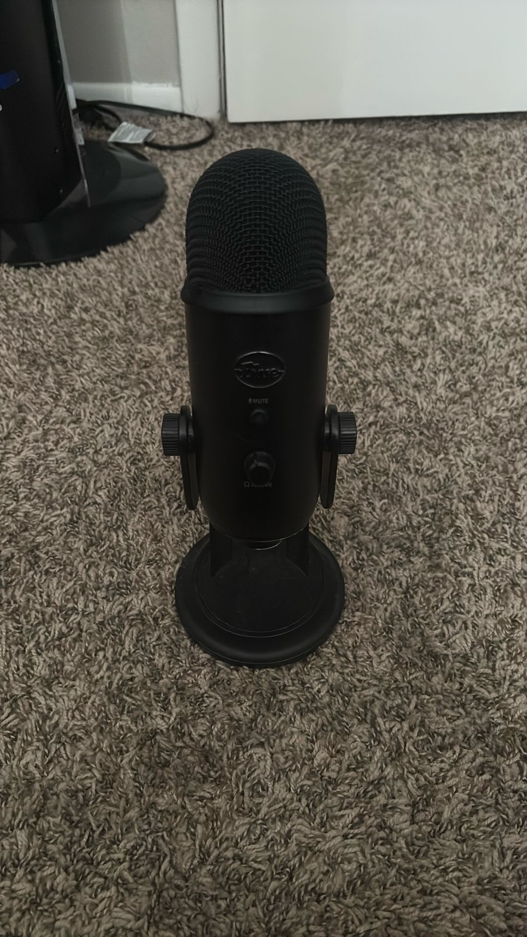 Blue Yeti USB Microphone