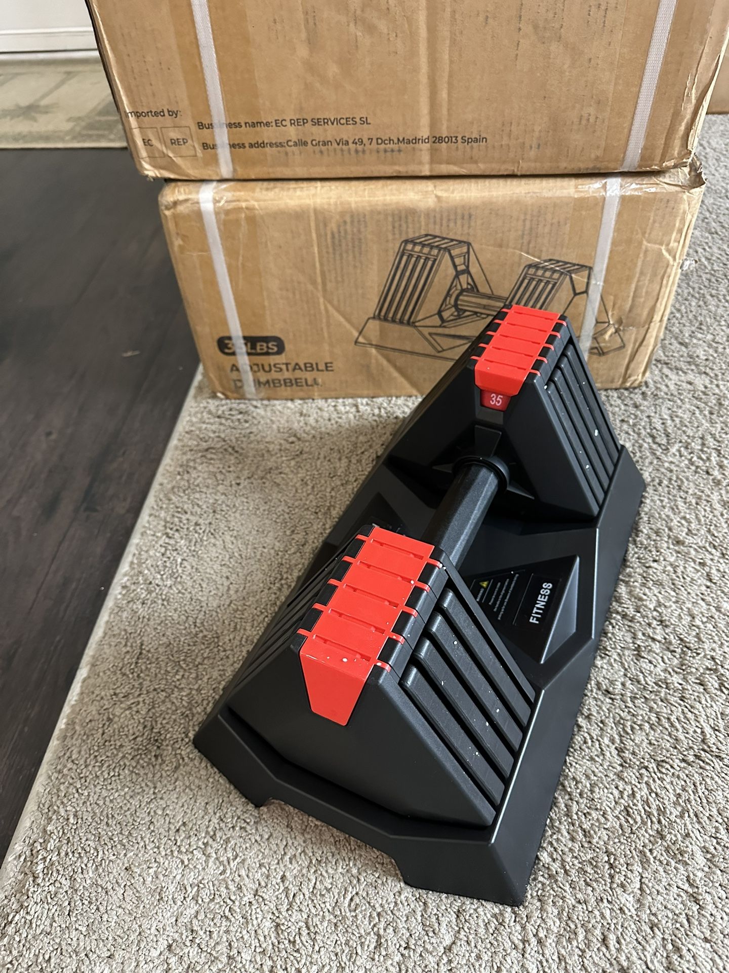 Cool pair of Adjustable Dumbbells 