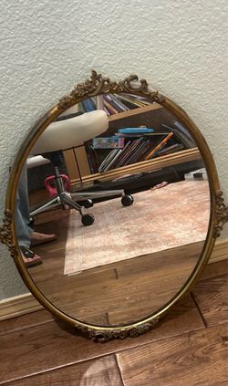 Vintage Oval Gold Ornate Wall Mirror