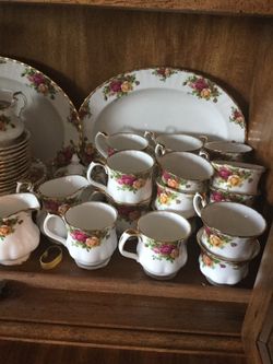 Country Rose Bone China by Royal Doulton