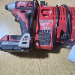 Milwaukee M18 18v Impact Driver 