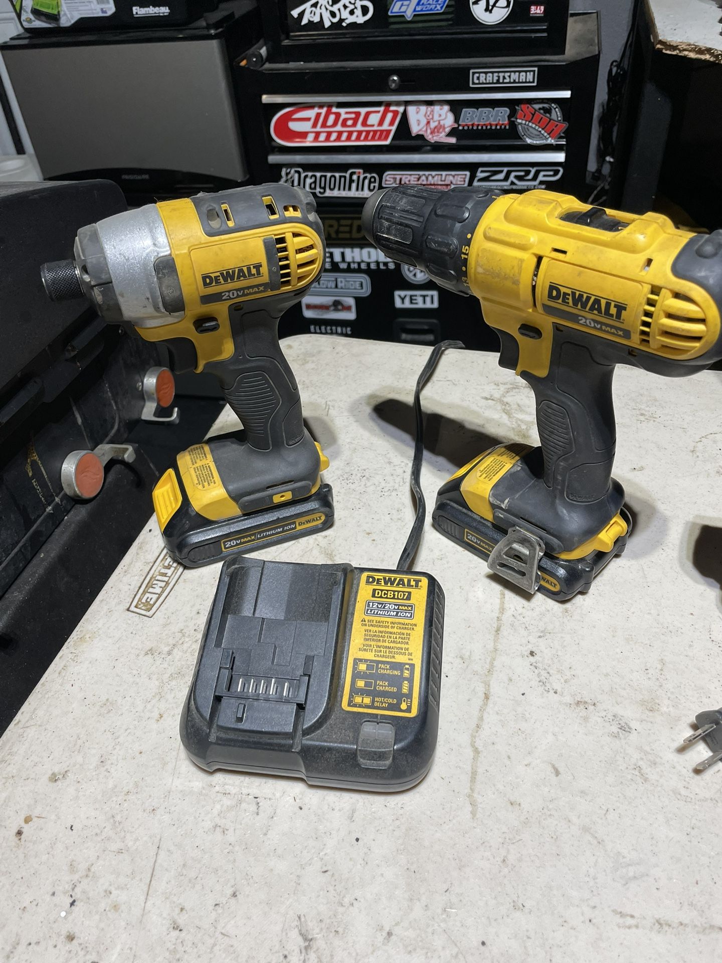 Dewalt 20v Max Drill Set for Sale in Apple Valley, CA OfferUp