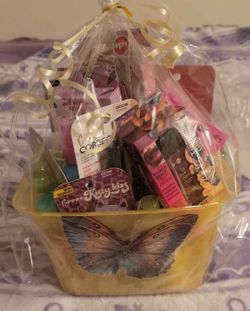 Gift basket