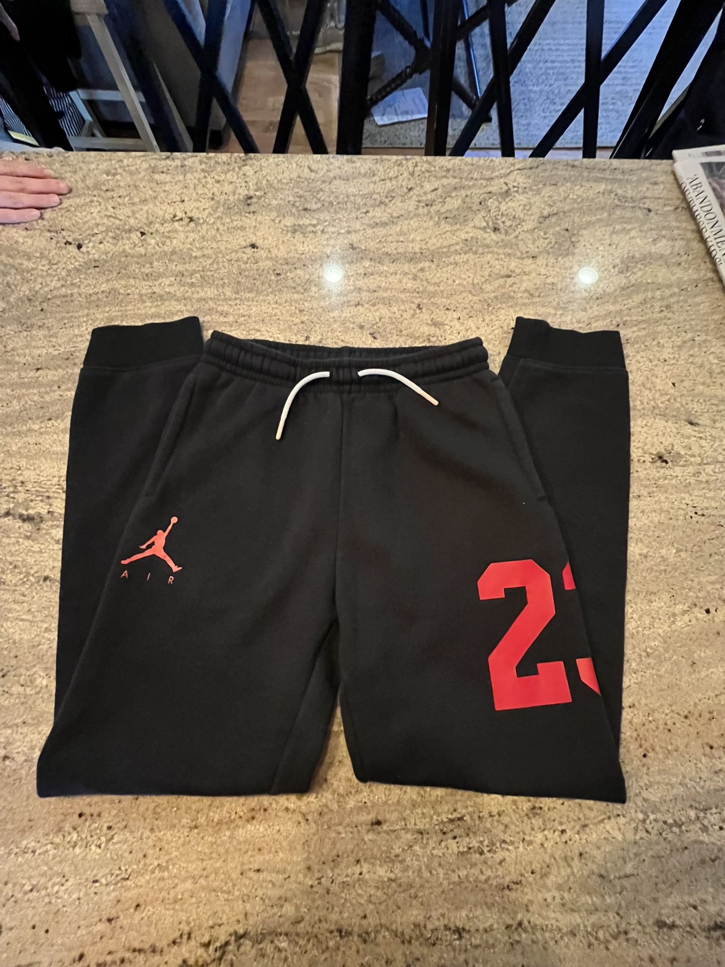 Jordan Youth Black 23 Joggers Pants Size Large (12-13 Year Old)