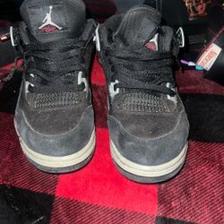 Jordan 4s