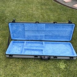 Guitar Bass Travel Case  No Keys But In Great Condition 