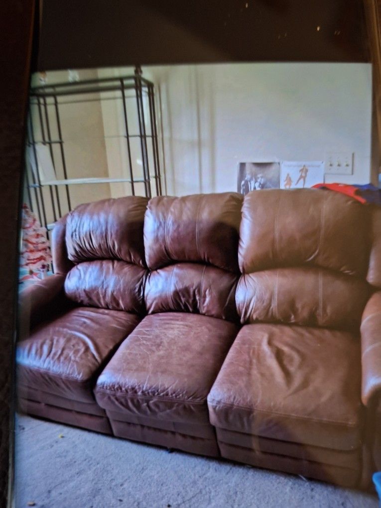 Leather Couch Reckiner
