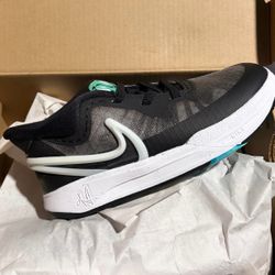 New Nike Kyrie 8 "Orca"