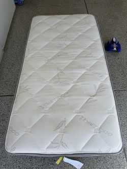 Twin bed
