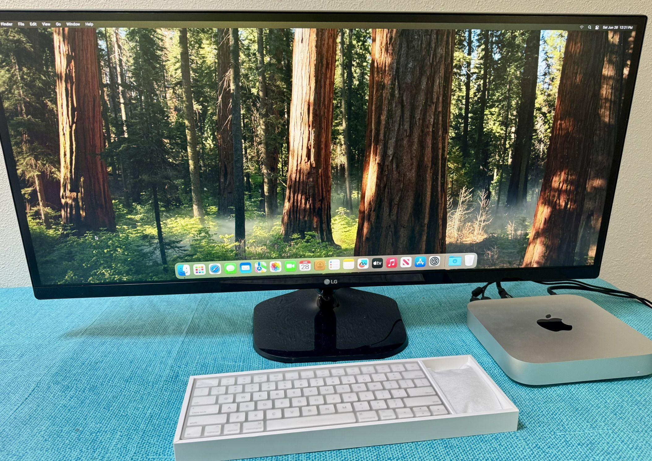 Apple M1 Mini With LG Ultrawide Display Keyboard Magic Mouse