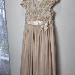 Iris & Ivy Girls gown dress
16 size