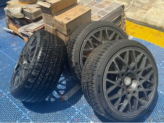 Rotiform tires