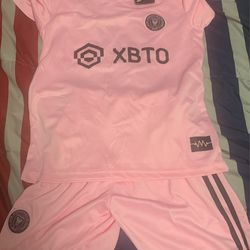 Inter De Miami Size 8. $30