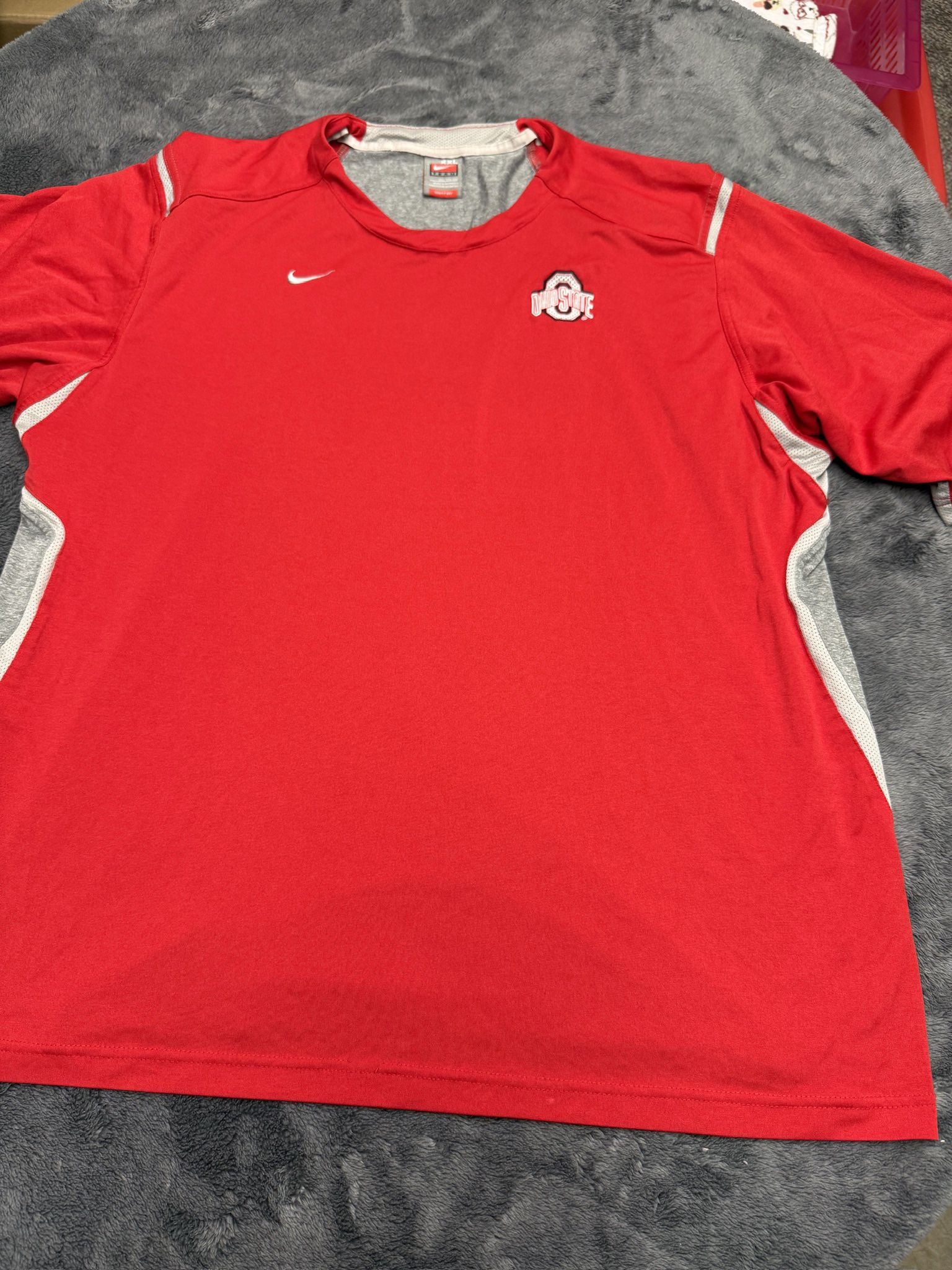 Nike Ohio State Men’s XXL Dri Fit Tee in great shape!