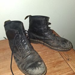 Doc Martens Size 9