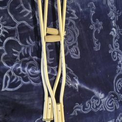 Crutches 