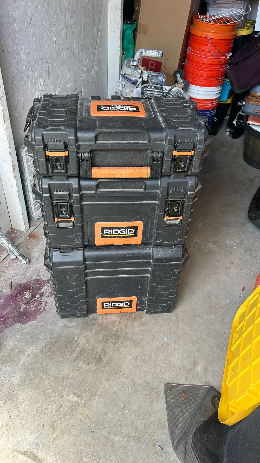 Rigid Rolling Tool Box