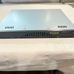 SuperMicro SuperChassis 512L-200B 1U Rackmount Chassis