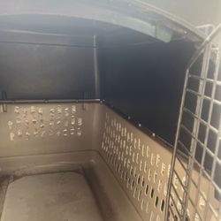 Dog Crate/ Kennel