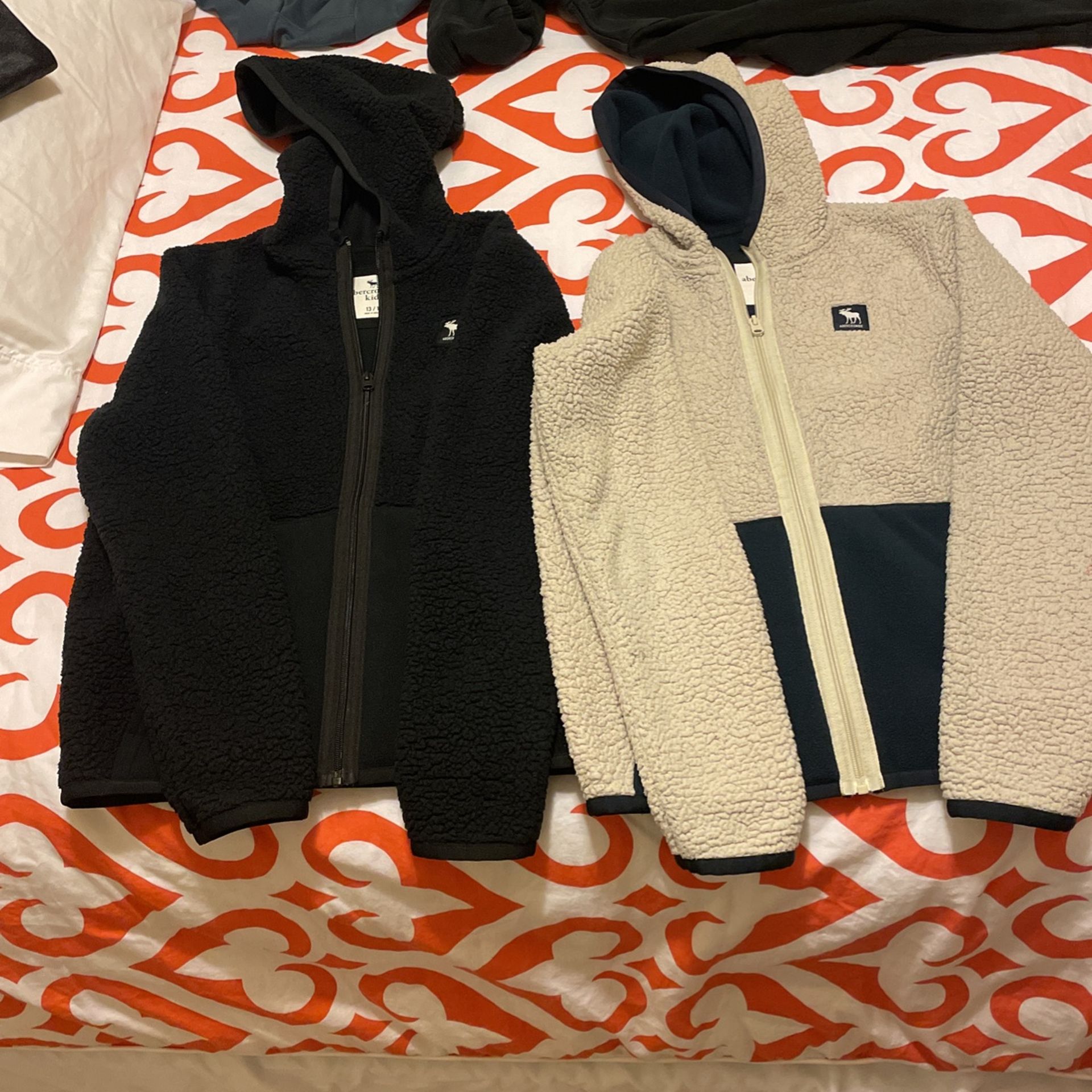 Sweater And Hoodies