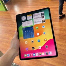 iPad Pro 12.9 5th Generation 256GB WiFi Only Used 