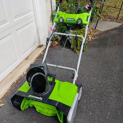 Flower 20-in Electric Used One Time