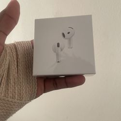 AirPod 4 Noise Cancellation 