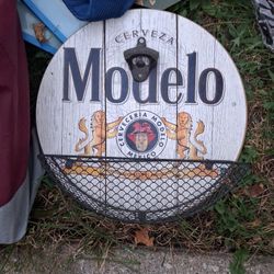 Bottle Opener And Catcher 