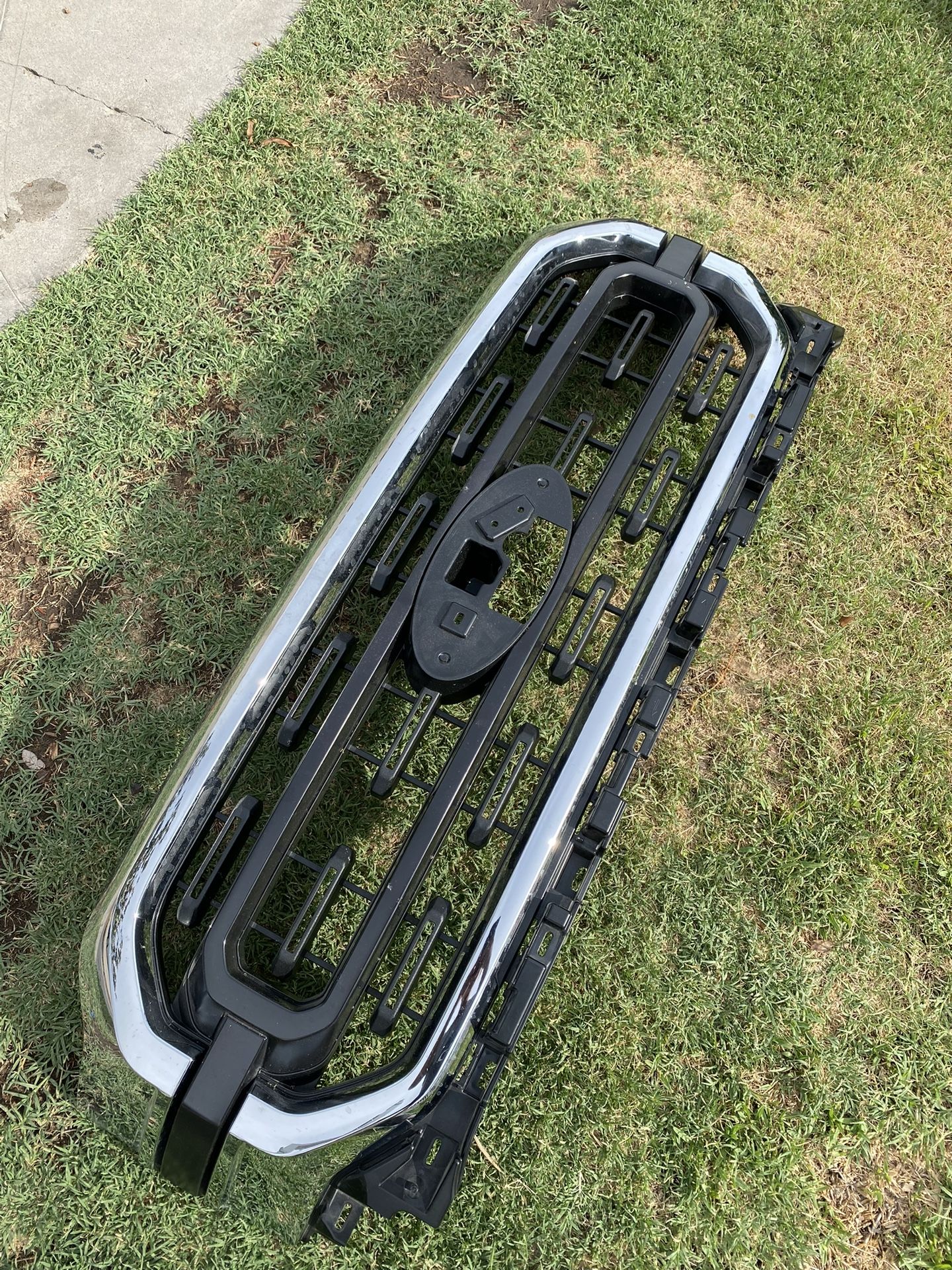 21-23 F150 Grille