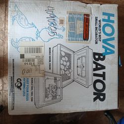 Hova Incubator W/Turner