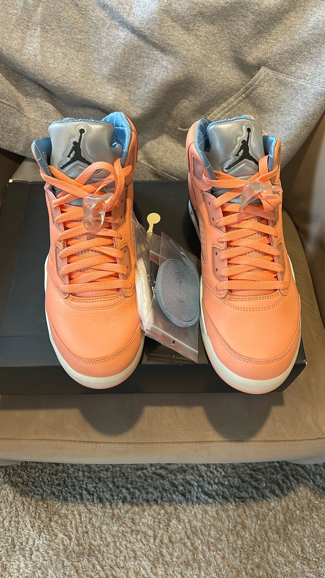 DS Size 10.5M Jordan 5. DJ Khaled