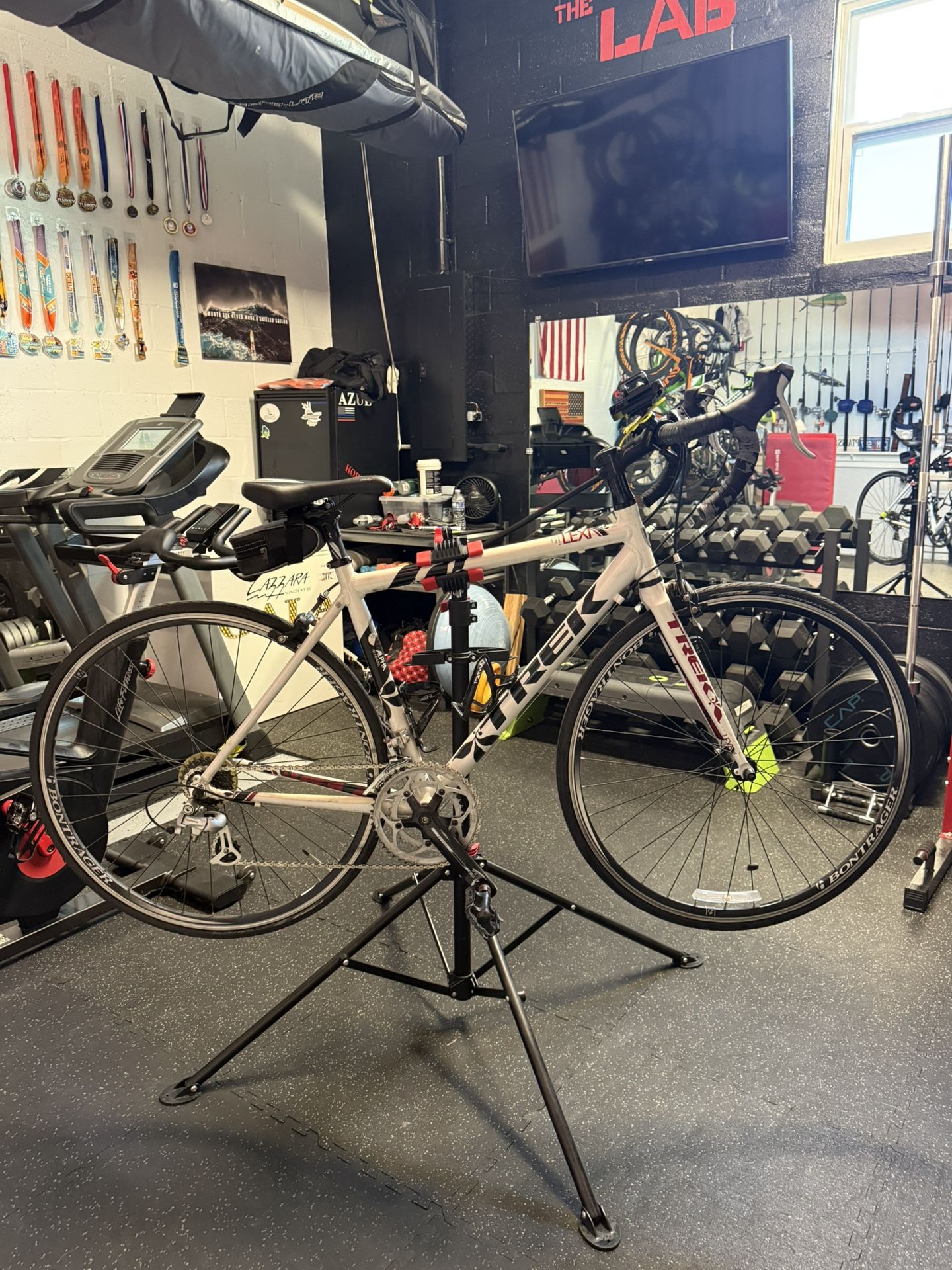 Trek Women’s road bike (Lexi)