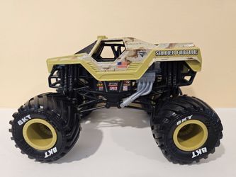 Monster Jam Hot Wheels 1:24 scale Soldier of Fortune monster truck