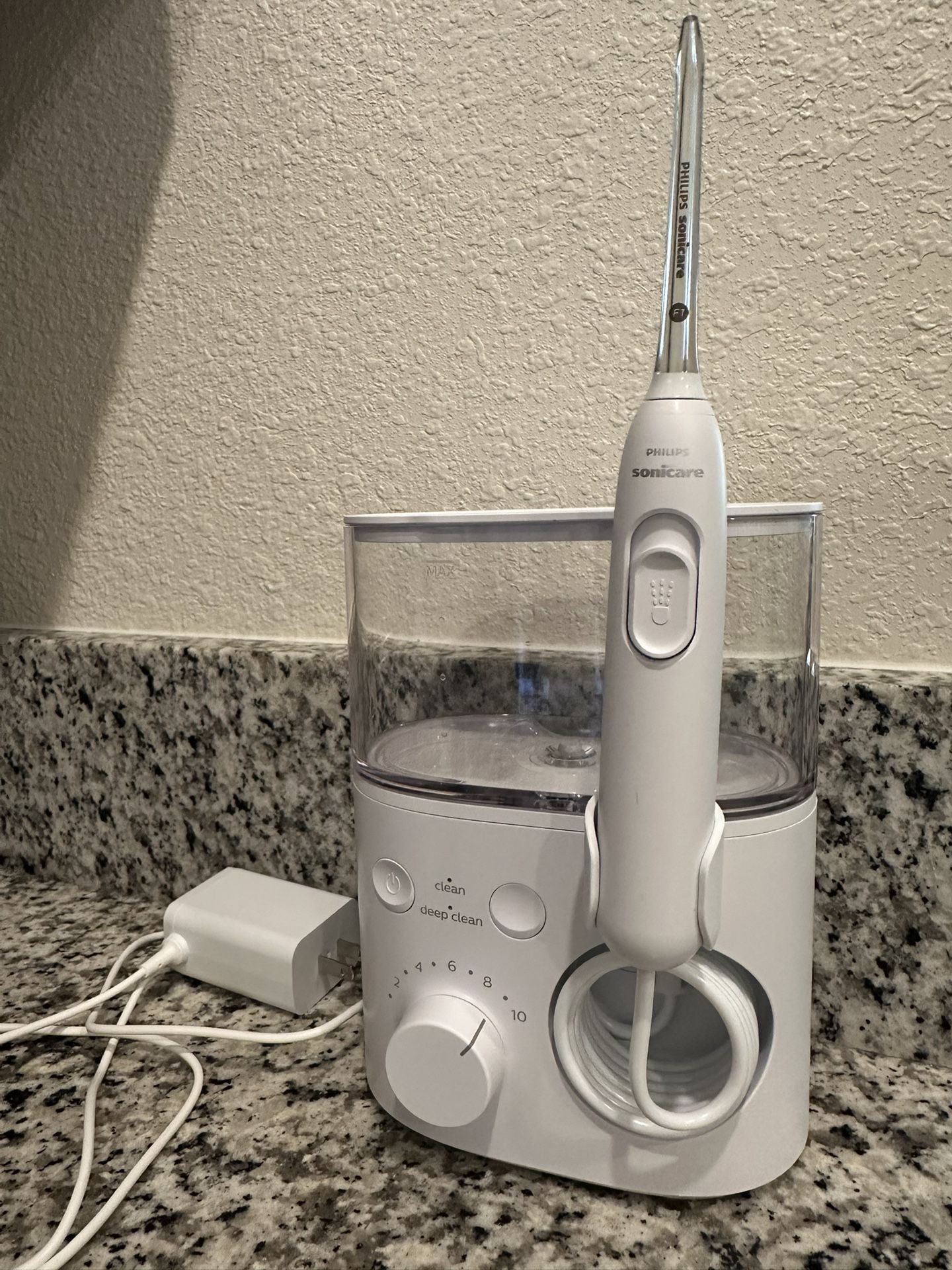 New Phillips Sonicare 3000 Power Flosser White Color 