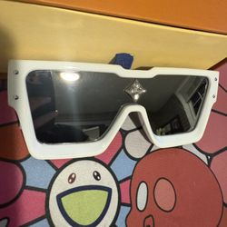 LV WHITE CYCLONE SUNGLASSES