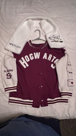 Girls Hogwarts Button Sweater With Scarf